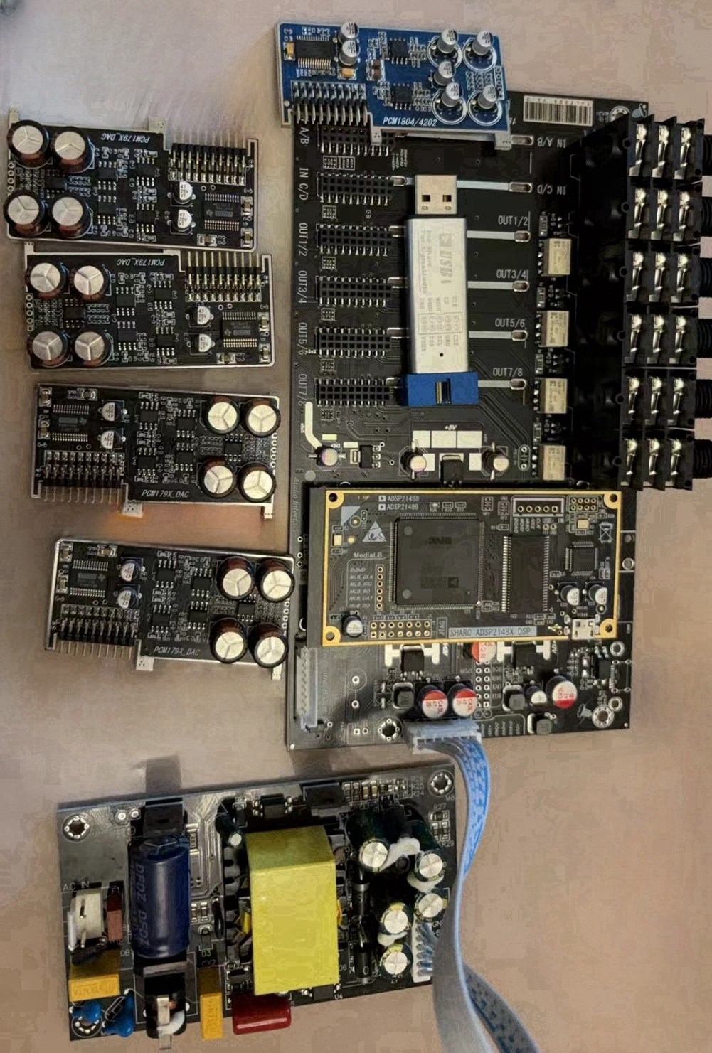 ตัวแบ่งความถี่อิเล็กทรอนิกส์ D - Hifi Amplifier Board บทวิจารณ์และราคา